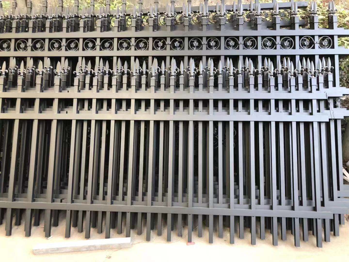 鋁藝護(hù)欄